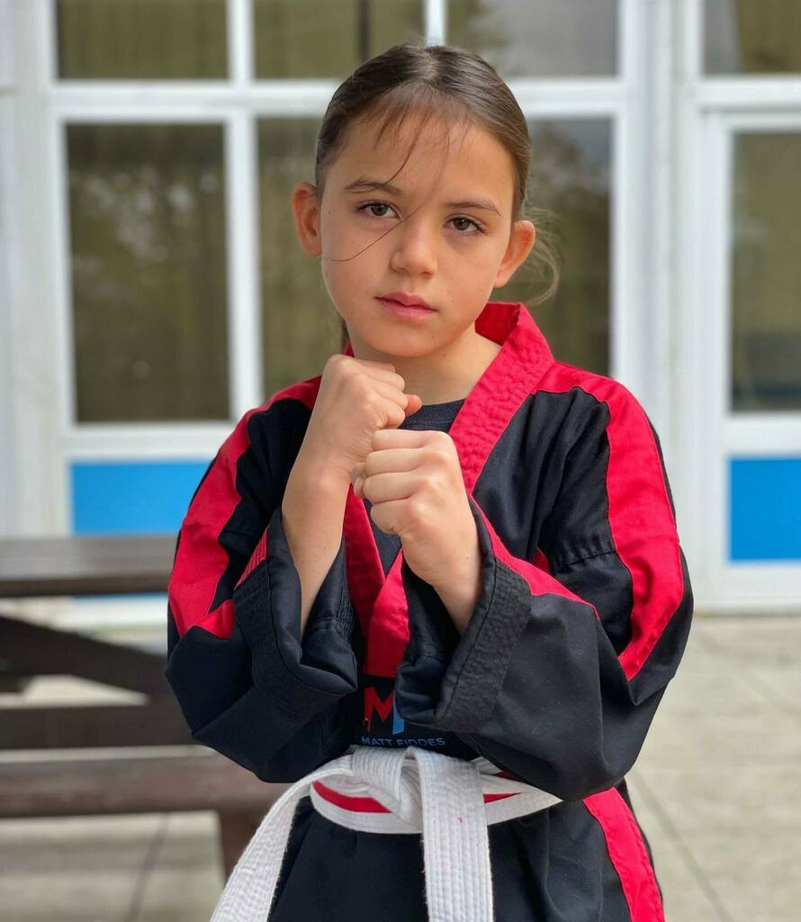 thatchamdad's tweet photo. My personal bodyguard. Don’t mess with her 🥋😮
.
#Ukparentbloggers #pbloggers #instadad #simplykids #dadlife #dadsofinstagram #childhoodunplugged #daddyblogger #littlefierceones #ukdadbloggers #dailyparenting #dadblog #kidsofinstagram #simplychildren … https://t.co/WnMZTLazYb https://t.co/R4pICQW67s