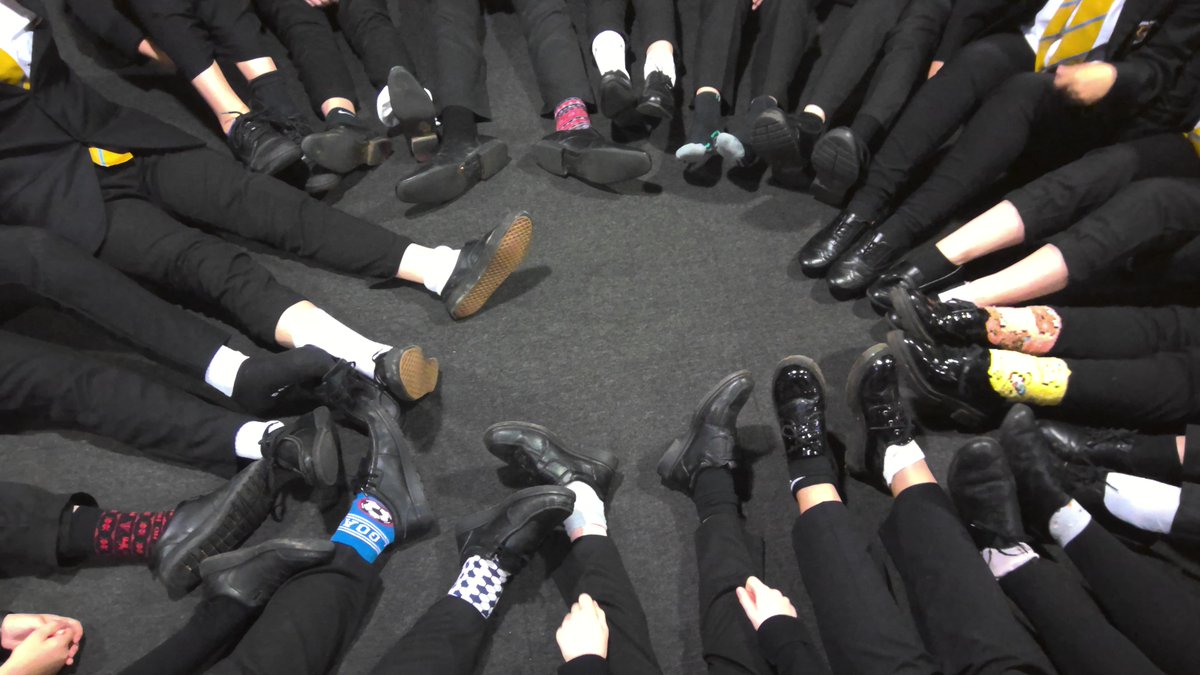 8V1 showing their support for anti-bullying week! 🧦🧦💪💪 #AntiBullyingWeek #vikings