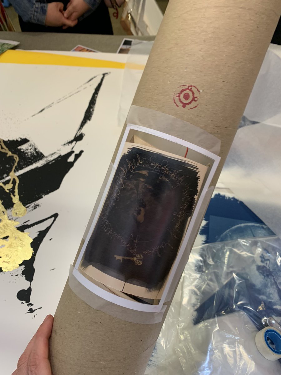 littlewhiteear's tweet photo. Humbling weekend again at #trumanmarkets…
Totally unpredictable environment mixed with hard work is being one of best teachers I ever had
Thank the Goddessess I was training my whole life for this 😂
.
#expectunexpected #stayconnected
#artlife #paintme #littlewhiteear https://t.co/yapEQABfA4