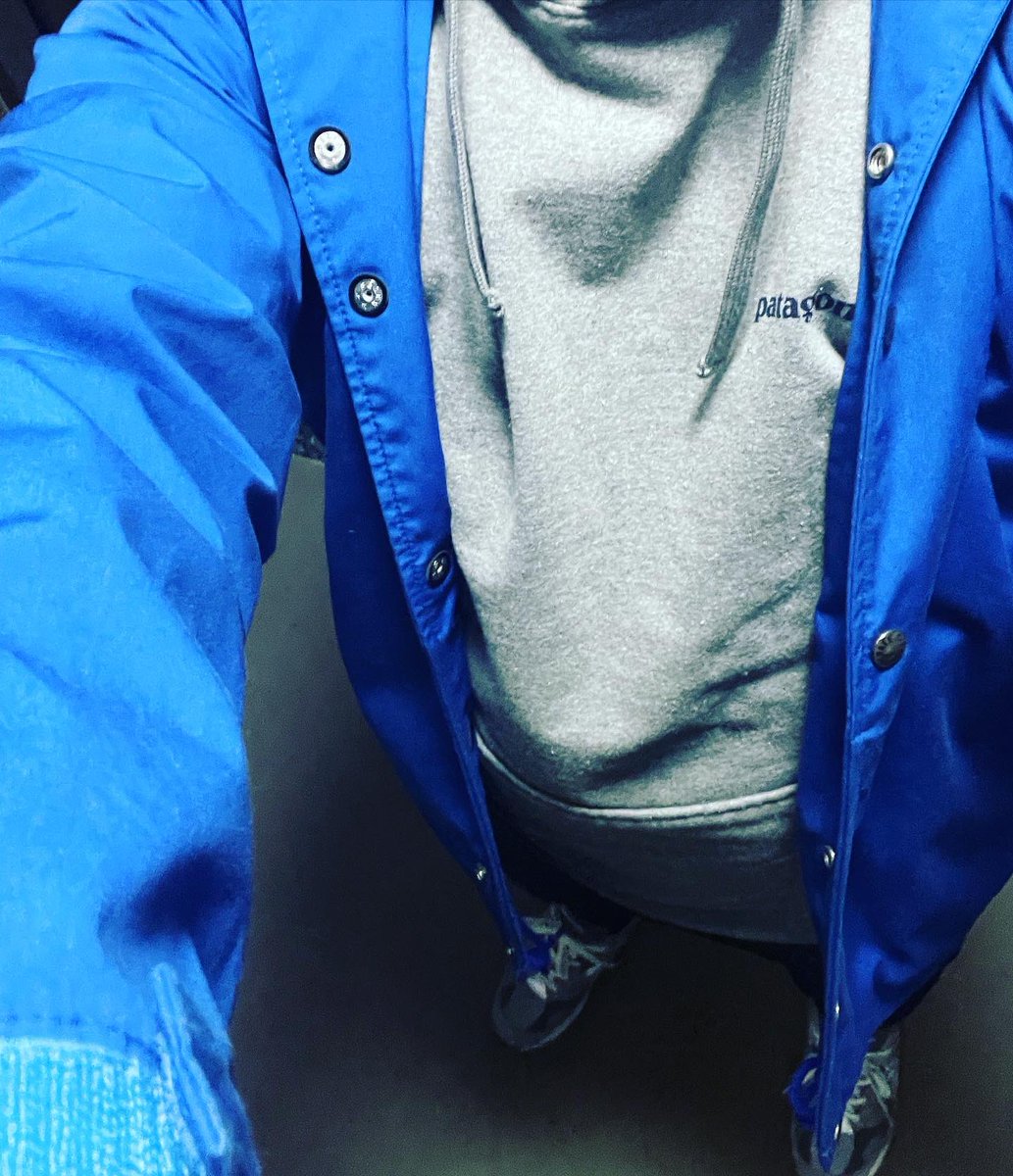 pakusako's tweet photo. 月曜日から大した用事もないのに
落ち着かない1日だった…
#ニューバランス
#newbalance
#M992GR
#M992
#MET24
#ノースフェイス
#thenorthface
#パタゴニア
#patagonia https://t.co/RBNgKoGahG