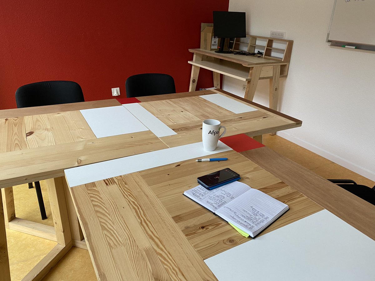 ✏️ Journée travail à distance dans le premier espace de #CoWorking proposé par l’<a href="/Afpa_Formation/">Afpa</a> 👏

📍Lamastre (#Ardèche) 

✅ Accueil au top 
✅ Installations optimales 

➡️ Un grand bravo à l’AFPA pour cette diversification qui dynamise les #Territoires 👍