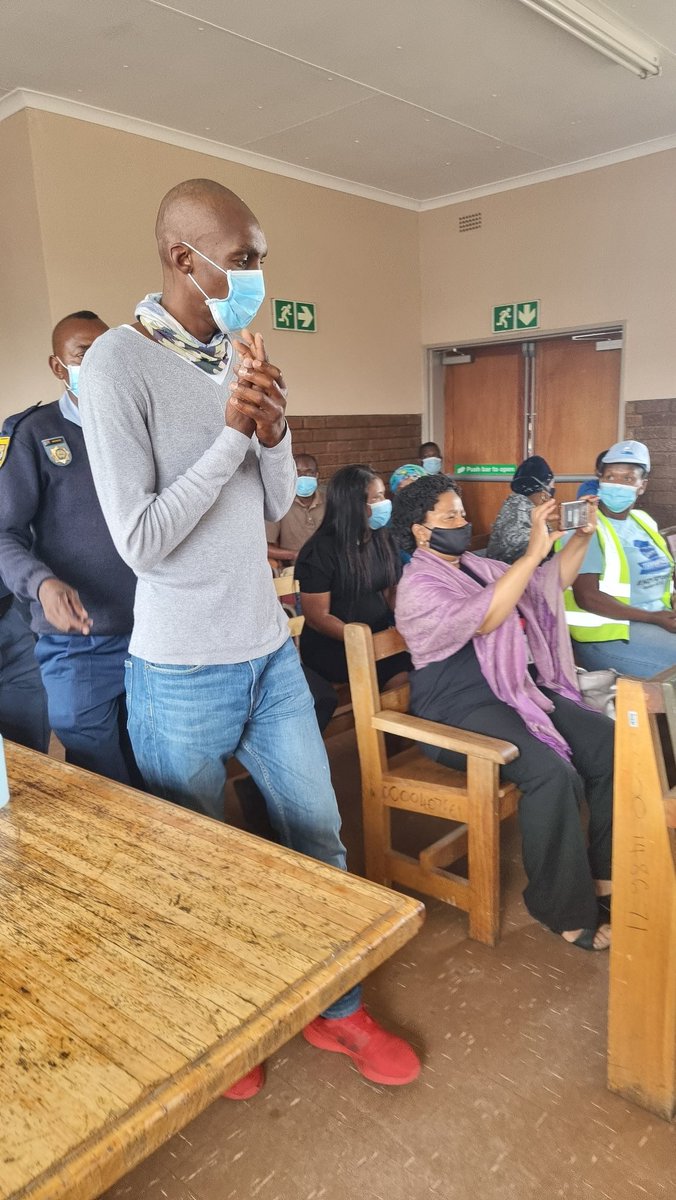 Katlegonyoni_'s tweet photo. 36-year-old Themba Prince Willards Dube has abandoned bail at the Seshego Magistrate's Court. He faces seven counts of murder and kidnapping. He will return to court on the 27th of January. #sabcnews https://t.co/H9QNQhPuIx