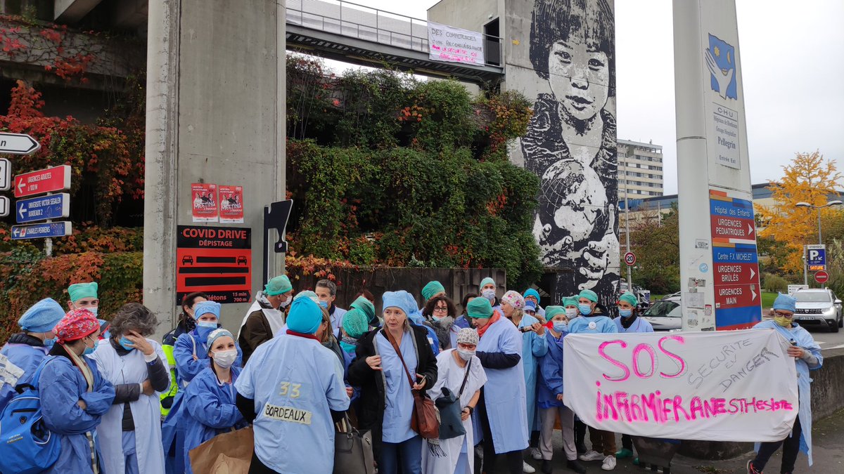 Tanguy Pynaert (@tpynaert) on Twitter photo Les Infirmiers Anesthésistes du CHU de Bordeaux en grève ce jour pour faire valoir leurs compétences. #IADE #GreveIADE <a href="/IadeAquitaine/">IADE Nouvelle Aquitaine</a> @IADE_de_France <a href="/SNIA75/">SNIA : Syndicat Nal des #IADE</a> <a href="/SO_Bordeaux/">Sud Ouest Bordeaux</a> <a href="/icastera/">Isabelle Castéra</a> Les Infirmiers Anesthésistes du CHU de Bordeaux en grève ce jour pour faire valoir leurs compétences. #IADE #GreveIADE <a href="/IadeAquitaine/">IADE Nouvelle Aquitaine</a> @IADE_de_France <a href="/SNIA75/">SNIA : Syndicat Nal des #IADE</a> <a href="/SO_Bordeaux/">Sud Ouest Bordeaux</a> <a href="/icastera/">Isabelle Castéra</a>
