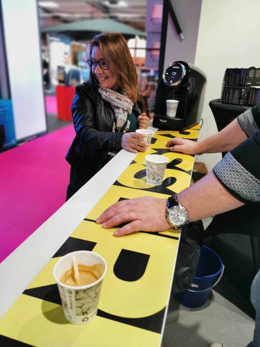 MouvBox's tweet photo. ☕ Découvrez le SNACK-BOX du Salon #SETT2021
Avec son allure de Club de plage, ce container aménagé a rencontré un franc succès et a été un point de convivialité très apprécié ✅ https://t.co/0tZssdPSyO https://t.co/hhh6JrGwGK