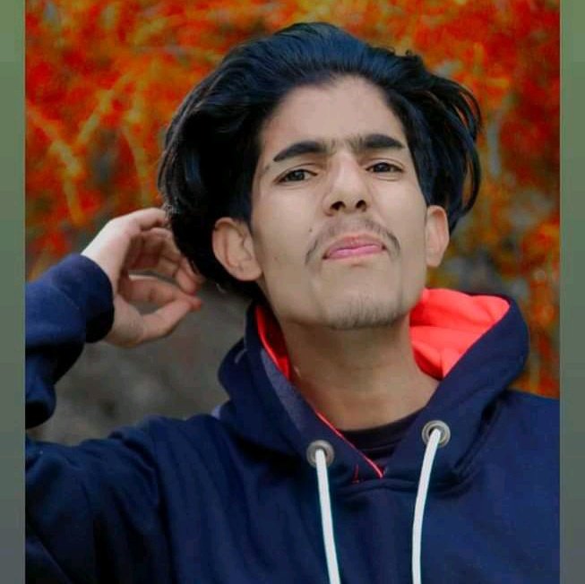 farhaanmuddu's tweet photo. #NewProfilePic https://t.co/PJ8dffbJX7