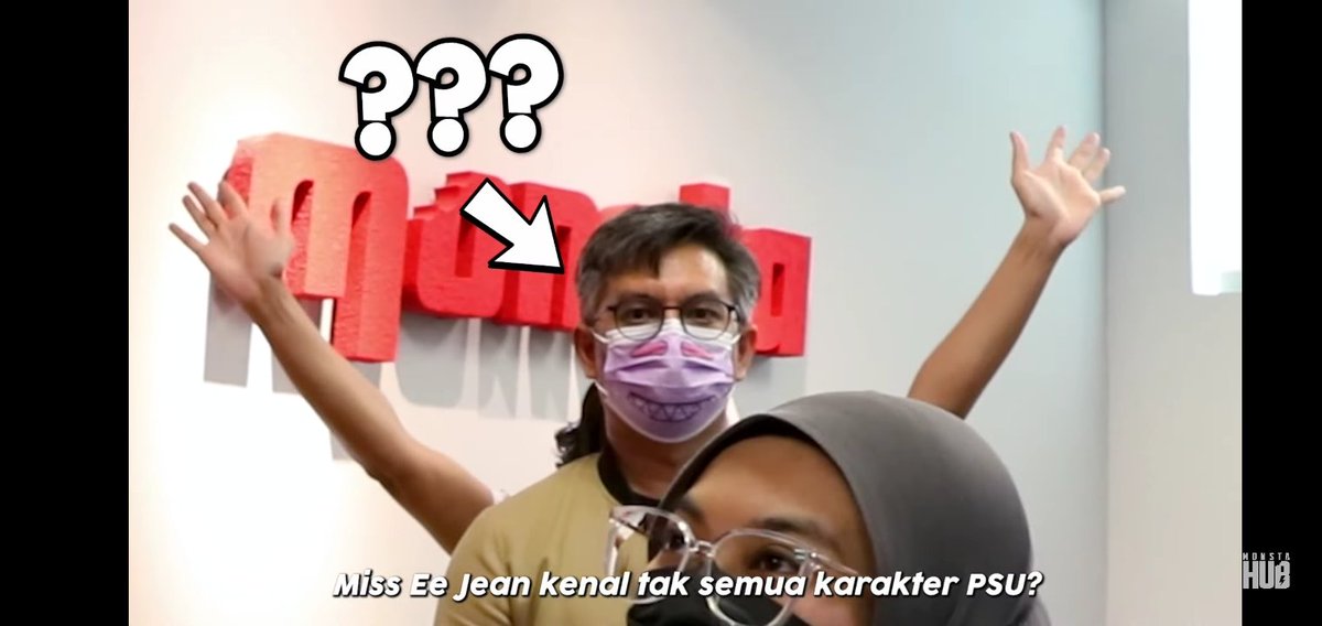 OkayArriehx's tweet photo. KELAKAR LAH CIK ANAS!😩🤣 Aduh sakit perut tergelak,nasib baik sorang" je kat rumah #MonstaChallenge @MonstaOfficial_ @rockyraccoon83 https://t.co/kZOt3z3r6L