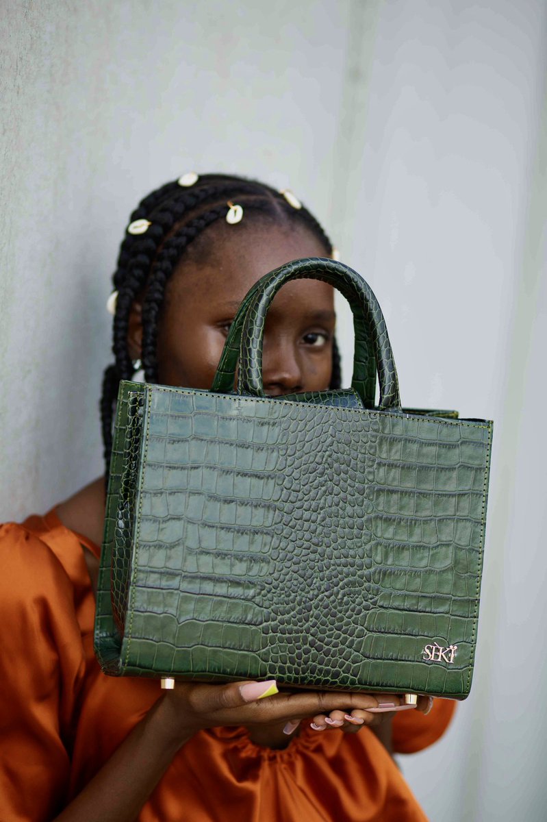 I went from selling bags in uni to creating my own bag brand. So grateful 🙏🏾