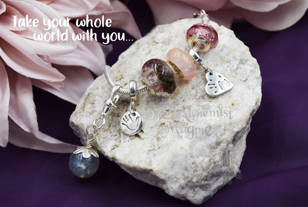 AlchemistMagpie's tweet photo. @LivEchonews I make jewellery out of peoples loved ones, get in touch for more info https://t.co/TtG77X7EmZ https://t.co/OkgOaO8UxY