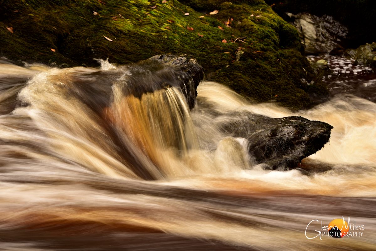 The River Roe is in full autumnal flow.