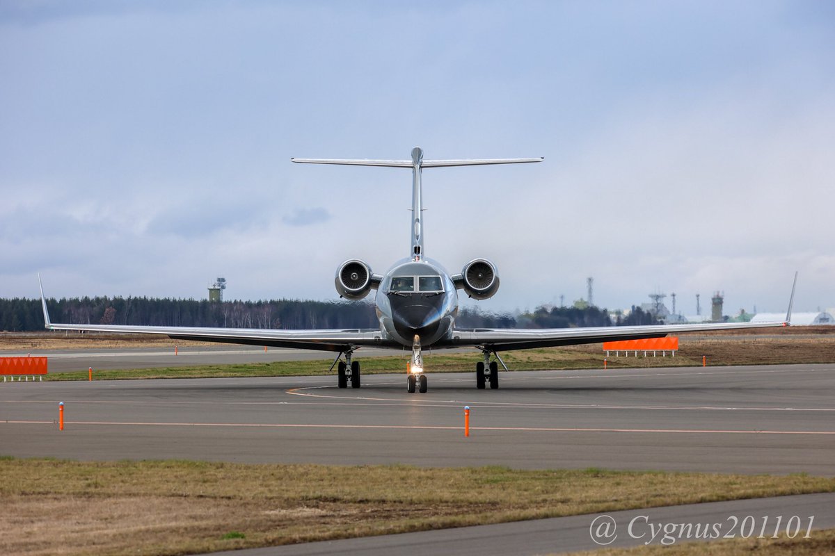 Cygnus201101's tweet photo. N173PA
Gulfstream Aerospace G-1159A Gulfstream III
Phoenix Air
November 15, 2021
#N173PA #GLF3 #RJCC #CTS #新千歳空港 https://t.co/VNNnnuB6KT