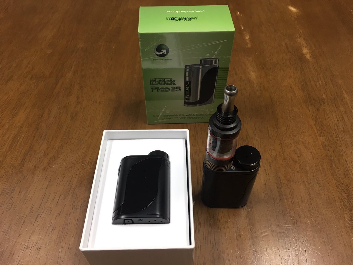 JTCraft_MAN's tweet image. VAPEのテクニカルMODリピート、5〜6回落として最近電源落ちるしバッテリー弱くなると誤動作するしで段々調子悪くなってたから買い替え。PICO25は古い型遅れ品だけど同じ物の方がパーツの使い回し効くのでわざわざ探した。
#VAPE
#iStick
#PICO25
#テクニカルMOD