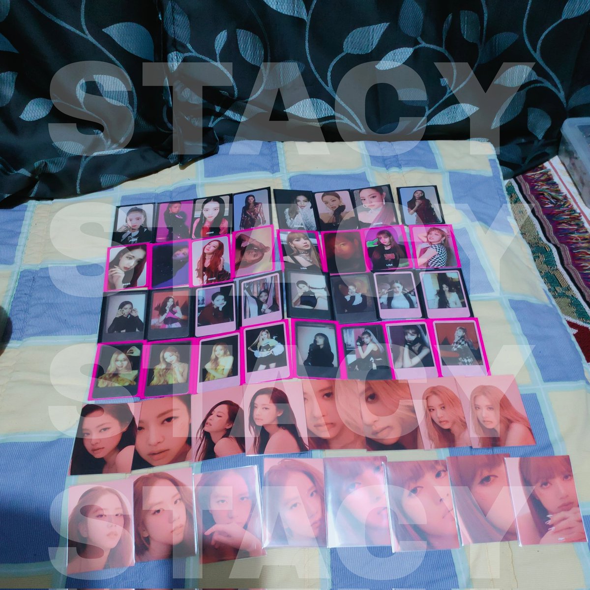 Cithrus's tweet photo. IC ✨

Quitting na sa pagcollect ng pc, albums na lang cocollect ko. If ever na may interested per era ko ipopost tas mag poproceed lang sa next pc kapag soldout yung unang lapag.

Tags: blackpink, jennie, lisa, rose, jisoo https://t.co/4WVfwROzyA