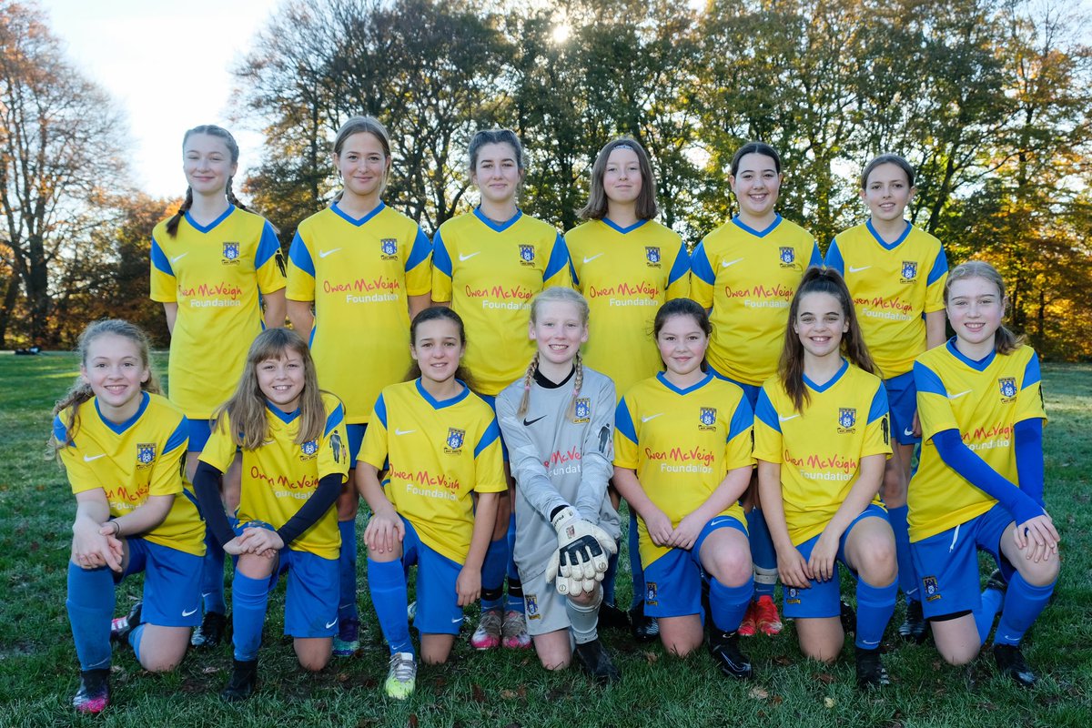 BigLee01's tweet photo. The heroes and mates of @EuxtonGirlsFC u13 North there, ahead of a great game with our friends @EuxtonVillaGirl. 

Thank you again to @john_shirras for the excellent photos! https://t.co/ypUuZwTt49