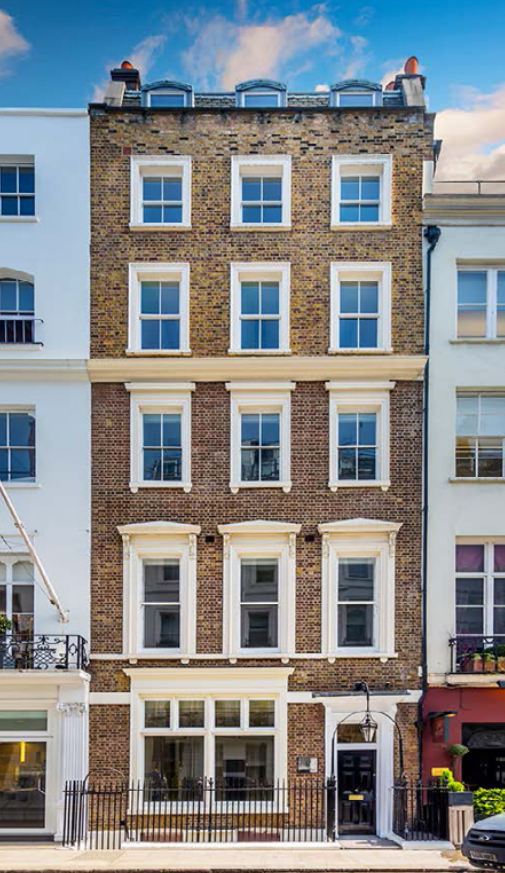 LEVYRealEstate's tweet photo. NEW to let, a charming second floor office located in the heart of #Mayfair with floor space measuring 836 square feet.

Please call our team on 020 7747 0125 to discuss your requirements and download the brochure here https://t.co/1pXlE125ee https://t.co/DQZcCxtVqU