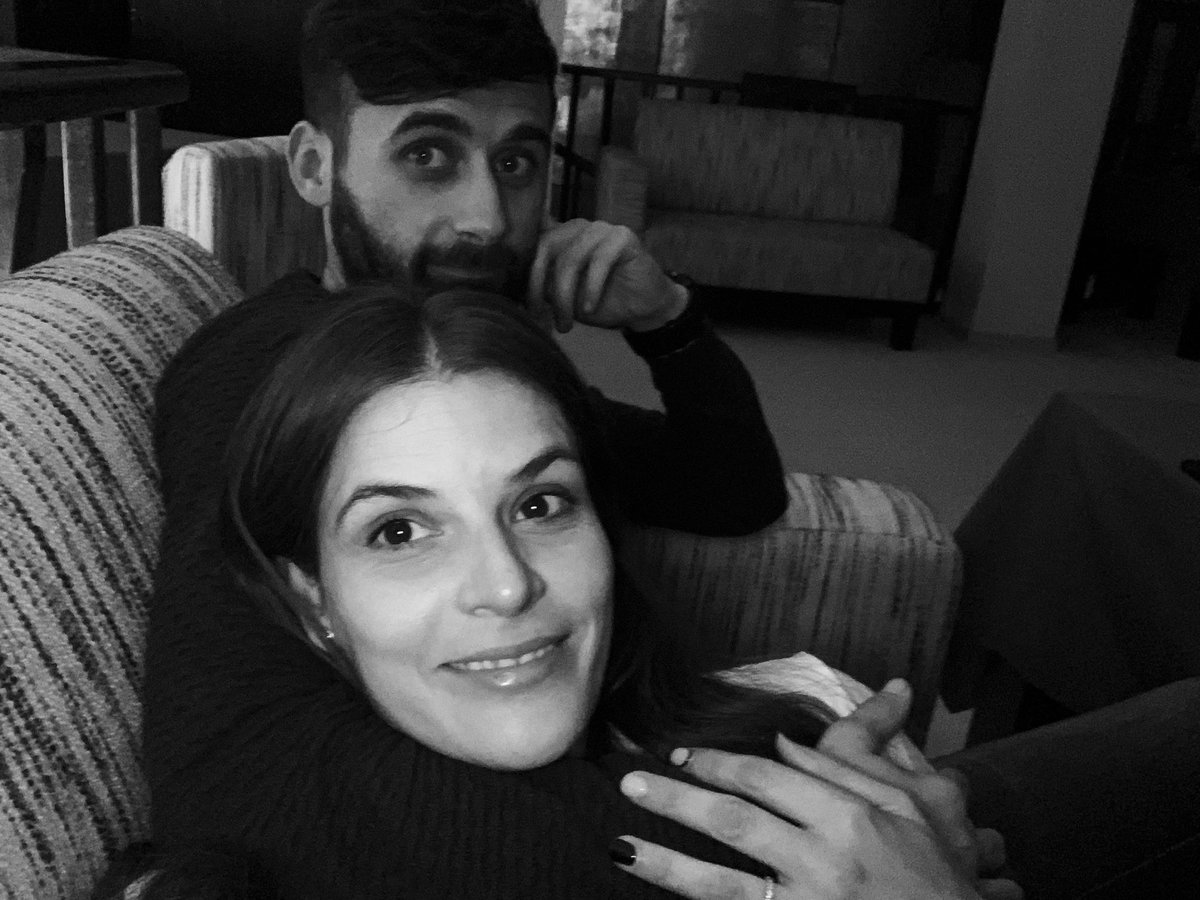 60 días y yo ya comienzo la cuenta atrás, aún me parece una barbaridad de tiempo y los días  cada vez pasan más despacio porque cada vez es más grande la necesidad de tenerte aquí.
#necesitoqueeltiempovuele #loechodemenos <a href="/13David_Pino/">David Pino</a>