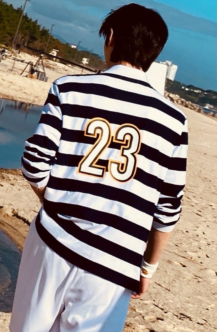 monday on X: sunghoon wearing a jersey w number 23, jakehoon's day :((   / X