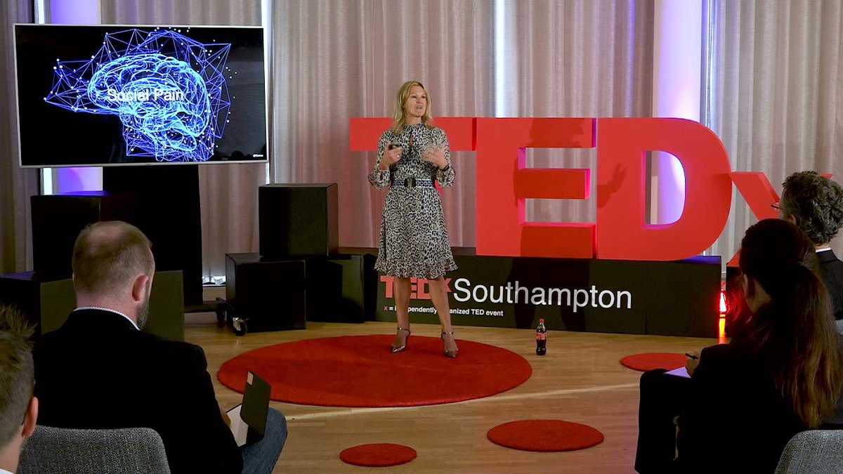 TEDxSoton's tweet photo. Lou Banks - Curiosity Cured The #Fakeaholic 😍
We are both hard wired to avoid judgement and hard wired to judge. 🤷
Suppressing emotion never ends well. Find out more from Lou Banks of @RisingVibeLtd at our recent TEDxSouthampton event. 
https://t.co/mpRBG5jntb

#TEDxTalk #TEDx https://t.co/H0NI0Ydj6w