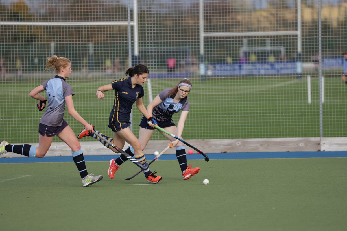 KSBPhotos's tweet photo. Photos from the sports fixtures @KingsBruton vs @Clayesmore on Saturday, can be viewed here - 
https://t.co/Gh1HB4qx7d

#KSBChristmasTerm #KSBHockey #KSBRugby #KSBFootball @KSBSportDept https://t.co/rljkljs2Vm
