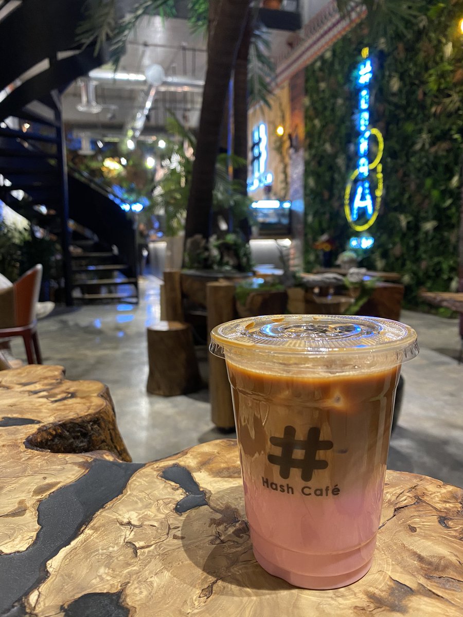The_perfect3's tweet photo. ◽️HASH CAFE 
◽️هاش كافي
◽️الموقع📍: الاحساء - الهفوف 
◽️٢٤ في خدمتكم 👍🏼
◽️تتوفر جلسات داخلية وخارجية 

#هنا_الاحساء #الاحساء #كافيهات #كافيهات_الاحساء #هاش_كافي #كافي #كوفي #قهوة #كافيهات_الشرقية #الشرقية #hash_cafe #الهفوف https://t.co/uw5Bcq0nxL