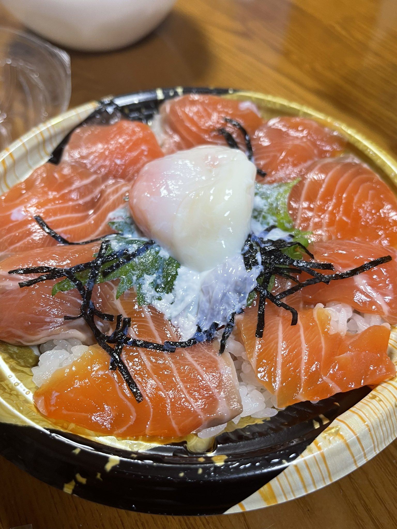 تويتر M على تويتر 太喜水産 トトデリ 海鮮丼 美味い 540円 サーモン丼 テイクアウト 大変美味しくいただきましたオススメ 岡山県岡山市北区田町１丁目９ １４ 1階 T Co Fhzryqepvn