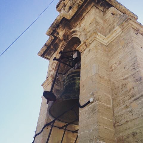 YouVLC's tweet image. CAMPANA MIQUEL

Con los toques de la gran campana Miquel, nos despedimos de hasta mañana. Recordad que el Micalet siempre marca el inicio y el fin del día. Bona nit.