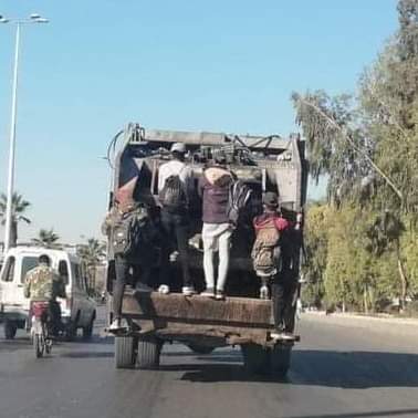 M_Alneser's tweet photo. Students use garbage truck on the way to their school/university.

📷 Viral, probably #Damascus
#SyriaNotSafe #SyriaHighlights #Syria https://t.co/x8K37d82V3