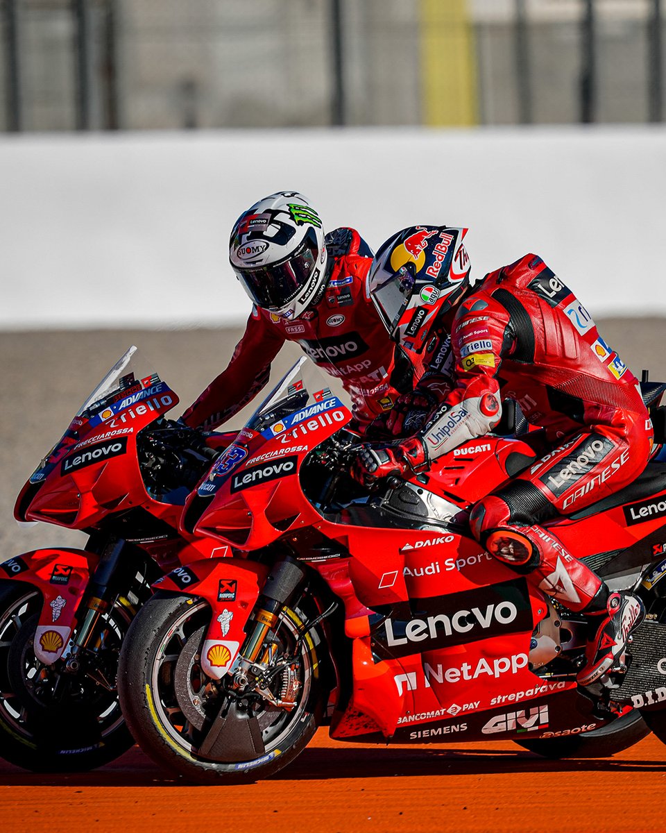 Domino Racing tweet media