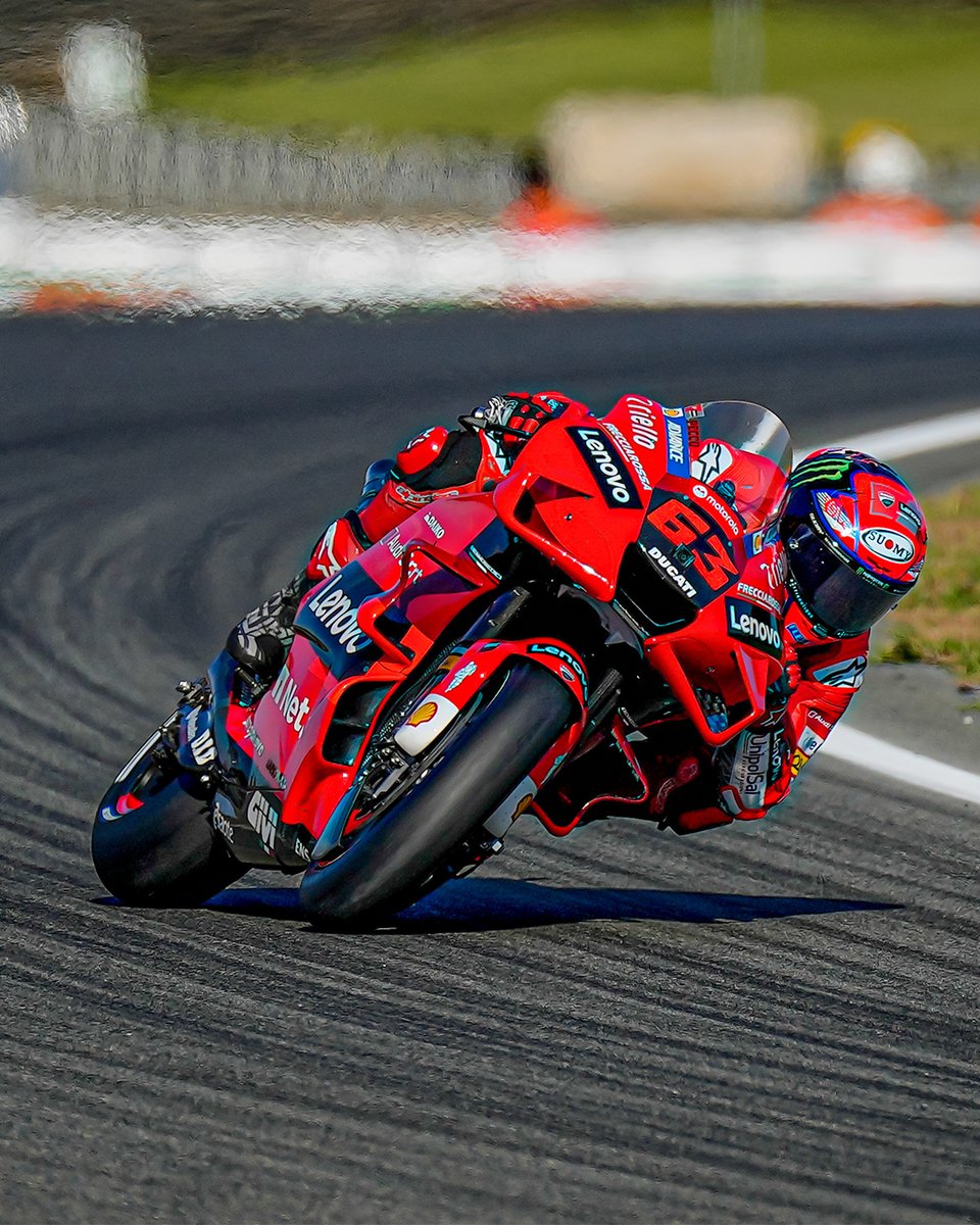 Domino Racing tweet media