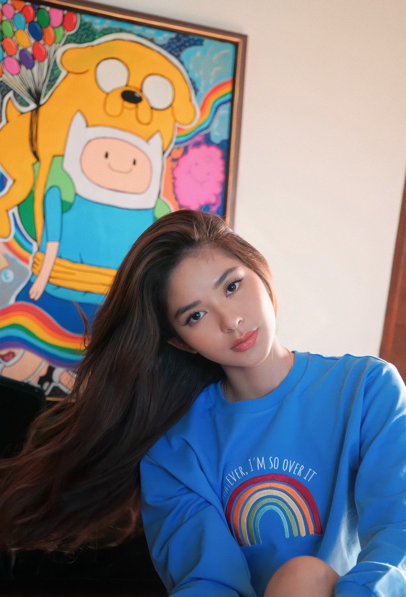 iamAndalioLoisa's tweet photo. WHATEVER, I’M SO OVER IT 🌈 https://t.co/0v6hRGOGyO