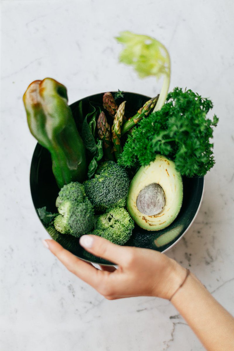 Consumption of #foods containing #vitaminK1  (found mainly in green leafy #vegetables) lowers the risk of #cardiovascular #diseases up to 21%, a new study suggests.
#FoodChemistryCongress2021, Dec 10-11, Barcelona, Spain
Check all scientific sessions: bit.ly/3tMUZOY