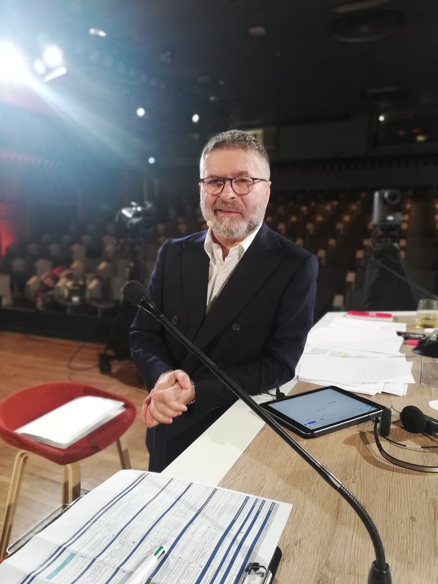 HAS_sante's tweet photo. H-3 #ColloqueHAS - L'expertise scientifique face aux crises : refonte ou ajustements ? Suivez les débats en ligne dès 14h en présence d'experts français et internationaux, animé par @ThierryGuerrier
Inscriptions 👉https://t.co/BRC8BYG549
📸En coulisses https://t.co/9OIdX1NiQ0