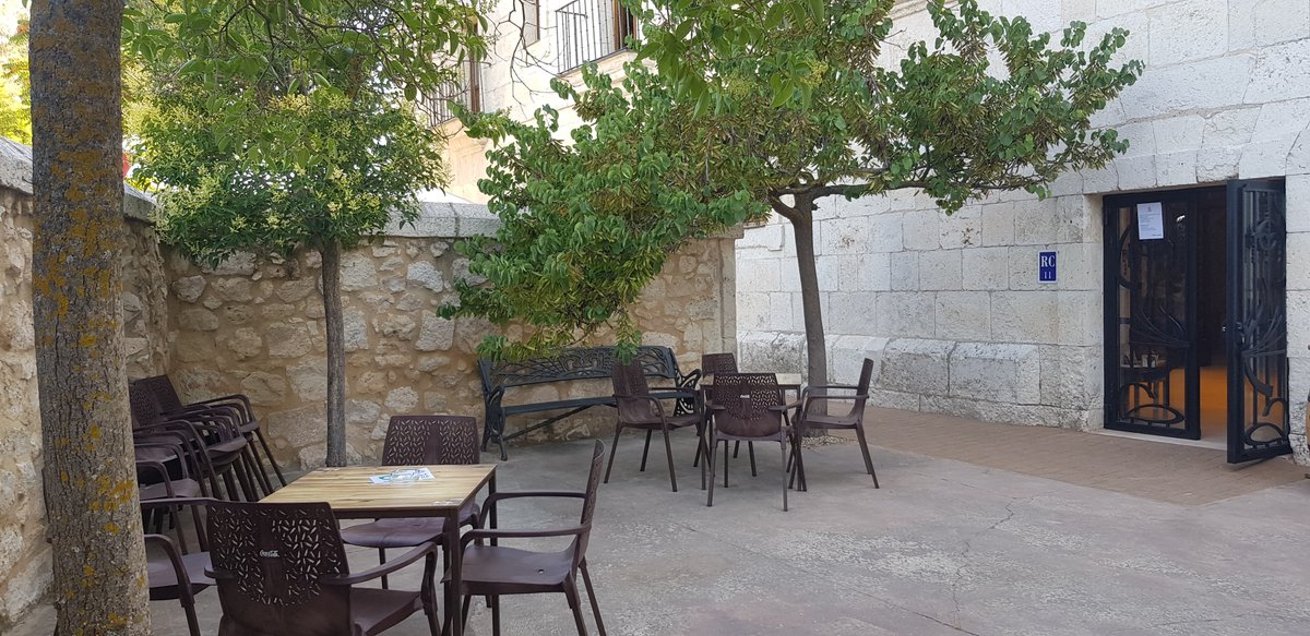 ¿Te gusta lo que ves? Organiza tu próxima reunión de empresa en Hospedería Monasterio La Vid y conviértela en toda una experiencia. 😜 #ViajesEmpresas #EventosEmpresa #ReunionesEmpresa