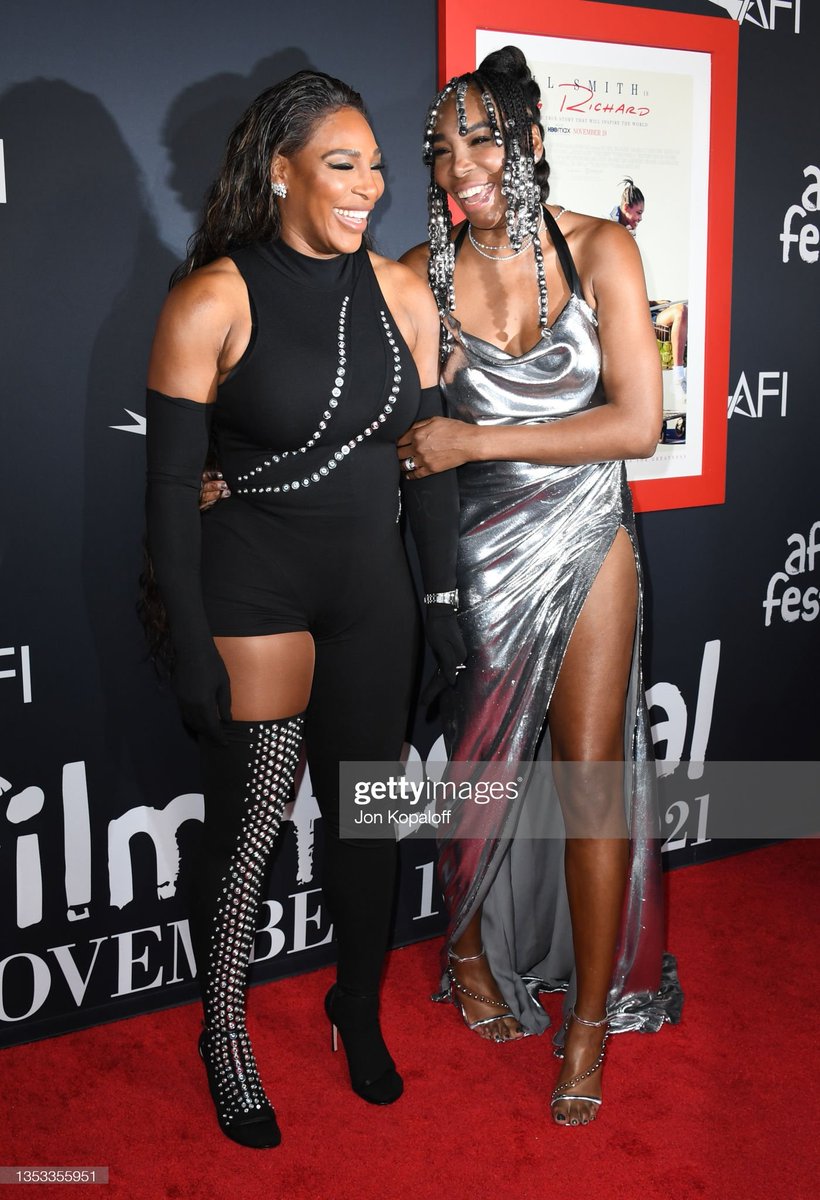 serenapower_'s tweet photo. All smiles from Serena and Venus at the premiere of #KingRichard

📸: Getty Images https://t.co/rlAfMB3qG8