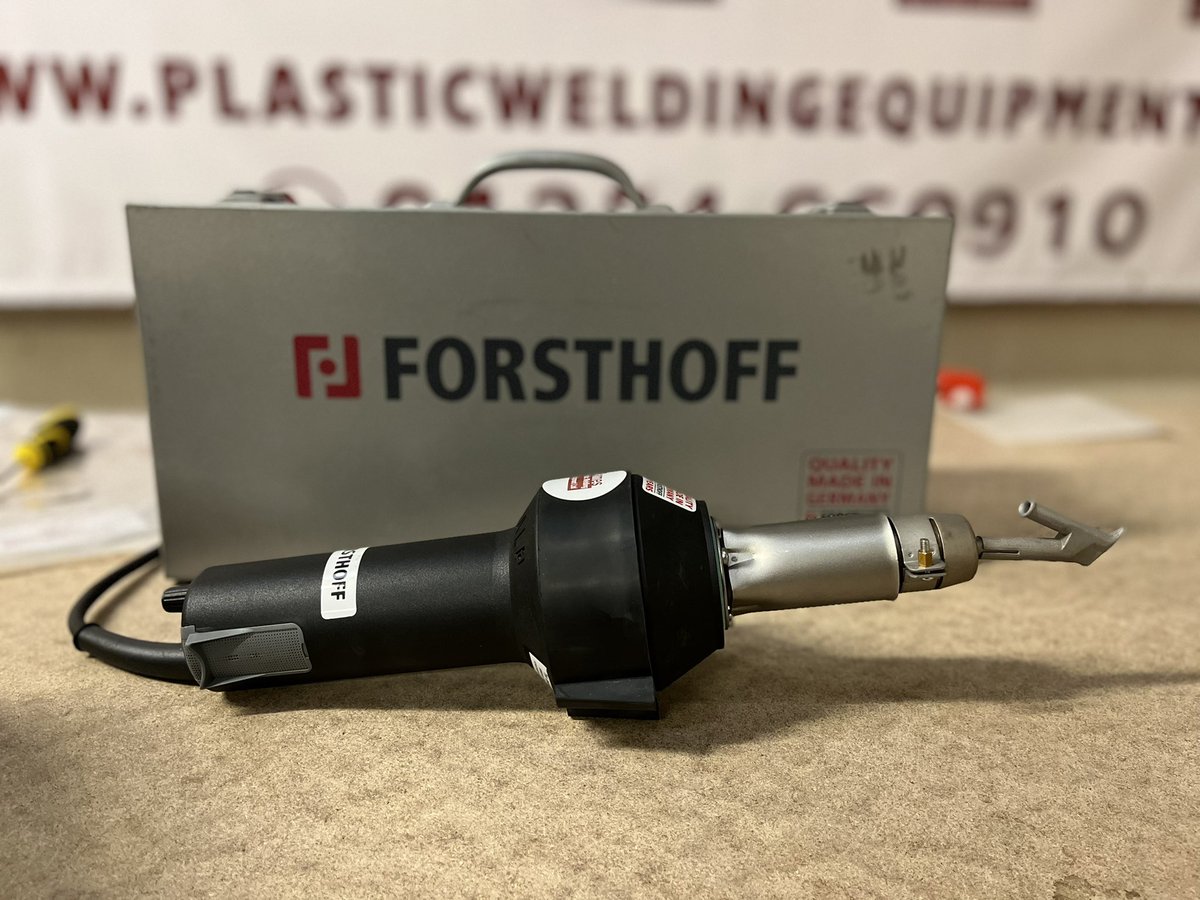 WeldingEquipUK's tweet photo. Sample material tests for customers this morning using the Forsthoff Oval-Q #Plasticwelding #forsthoff #fabrication https://t.co/NBiVPqYwHs