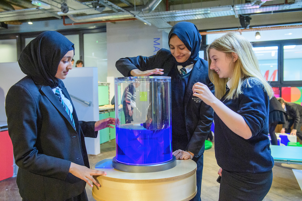 MathsCityLeeds's tweet image. We&apos;ve welcomed lots of schools to MathsCity since we opened - hands-on maths can really bring teaching to life! Did you know group visits of 20 or more guests get exclusive use of the venue and a free workshop too? Tag a teacher to spread the word! 👩‍🎓 🍏
#Teaching #Maths #Schools