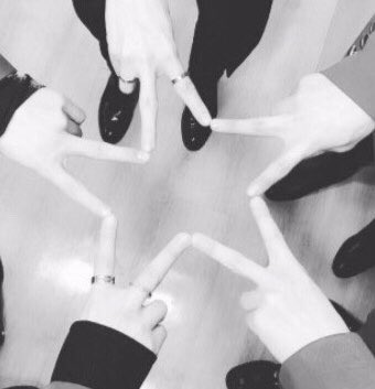 Meiluvnuest's tweet photo. I'll still be here whatever will happened and i'll be here to always got your back ❤ I'm still here to support all of them ❤ #뉴이스트 #NUEST #JR #ARON #아론 #백호 #Baekho #민현 #Minhyun #Ren #렌 @NUESTNEWS @ChoiGoRen https://t.co/PzvEg25Ooc