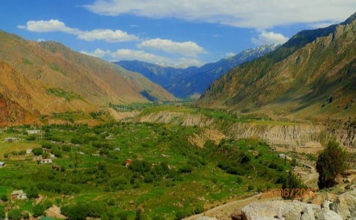 Advpakistan1's tweet photo. Rupal Valley
The #RupalValley is a #valley #located in the #Astore District of #GilgitBaltistan, #Pakistan. It is on the #southern side of #NangaParbat, and is accessed via the #AstoreValley, which leaves the #Karakoram #Highway at #Juglot, some 60 km (37 miles) south of #Gilgit. https://t.co/G5c44eVDWc