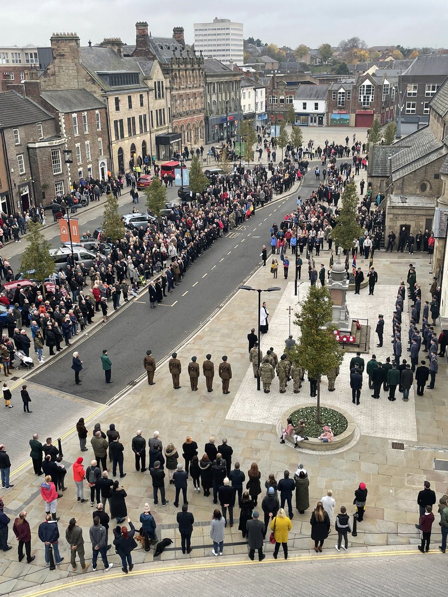 batownteam's tweet photo. Photos from the Remembrance Sunday Service organised by Bishop Auckland Town Council in partnership with the Royal British Legion and 8th Battalion the Rifles #LoveBishopAuckland https://t.co/4WYvTJ0fbk