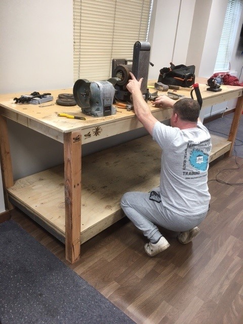 SalfordFDN's tweet photo. Already making good use of The Shed's new workbench!
Shedder AW is revamping a grinder and sander that was donated to us by his friend, Paul Jones.
#donate #gooduse https://t.co/qGxsregWdH