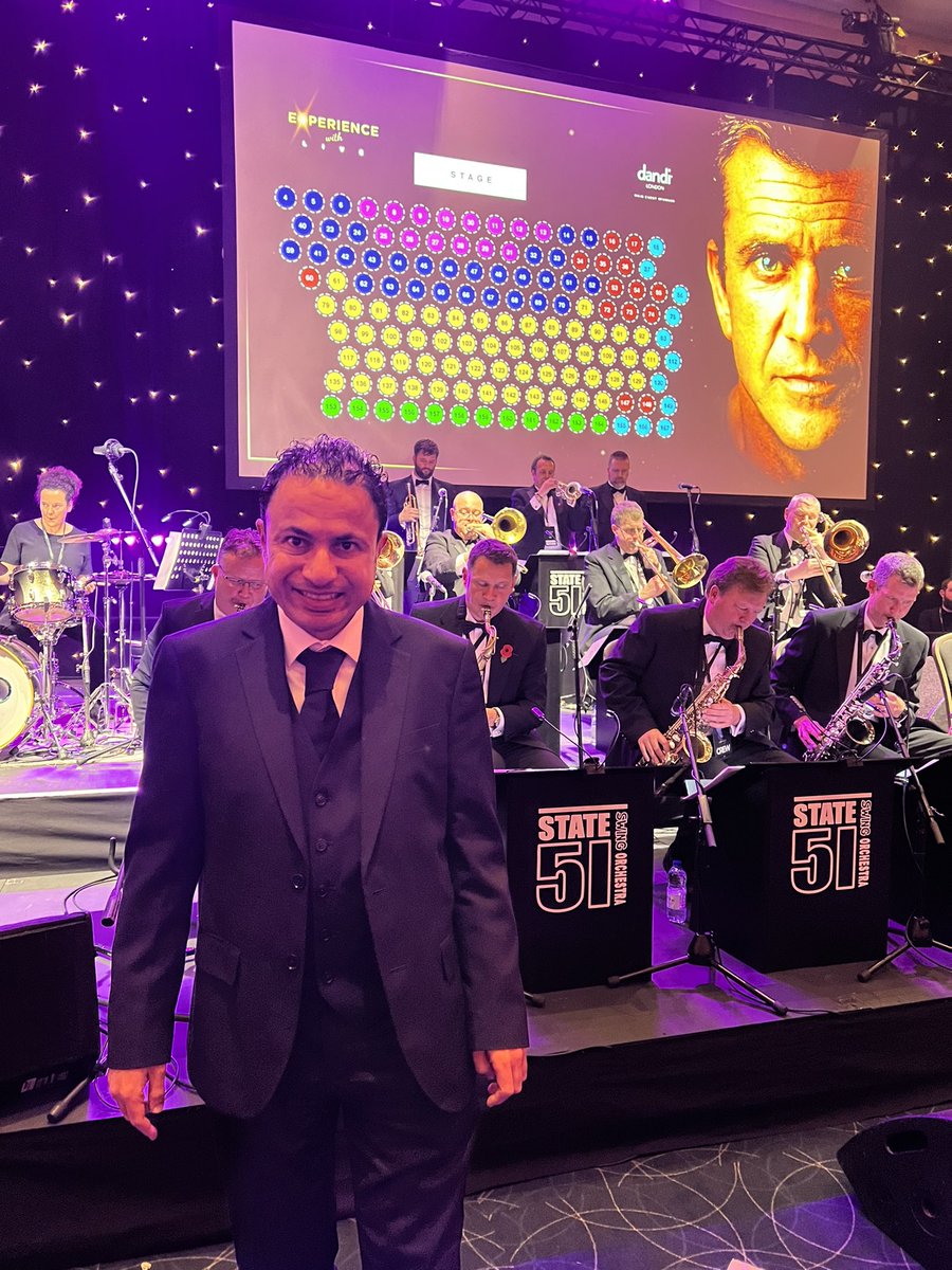 A_Kheyami's tweet photo. A surreal night with the greatest man himself, one of my favourite actors of all time, the magnificent Mel Gibson! Unforgettable, incredible, indescribable, incomparable and unimaginable event, and one of the best nights of my life!
#anexpwith https://t.co/mWcldmT9cI