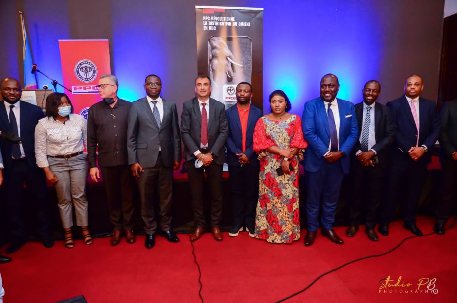 AssNatRdcNews's tweet photo. #RDC Hon @NellyPresse a pris part  au lancement officiel de l'application mobile @DIGICIMENT le 10 Nov courant, à l'hôtel Soultani: Une première plateforme dans l'industrie du ciment qui assiste les dépositaires pour les commandes des différents produits @PPCBARNET https://t.co/kCOYMPrzqt