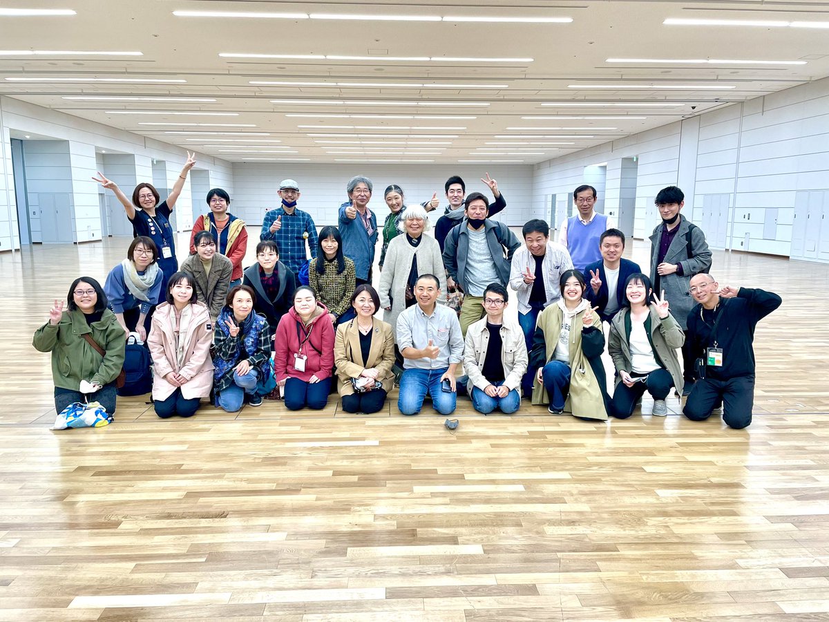 TokyoInternati2's tweet photo. 今年のペンショーも無事に終了しました！
ご来場者様を始め関わって下さった皆様に心より感謝申し上げます✨
ありがとうございます！
中でもこのショーの為に働いてくださった44名のボランティアスタッフさん、本当にありがとうございます😊
総参加者数1,600人超となりました！
#tokyopenshow2021 https://t.co/e3Ja0hF1NE