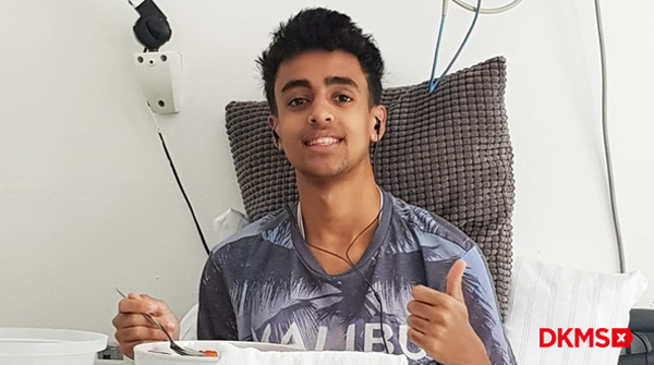 DKMS_uk's tweet photo. ⚠️ COLIN NEEDS OUR HELP! He is just 18 and has blood cancer. His only chance of survival is a blood stem cell donation, but there is no matching donor anywhere in the world. Please RT &amp; help us find Colin his lifesaver 🙏🏽

Request a swab kit to register at https://t.co/PMmlwn5T7U https://t.co/3ORILIVtbE