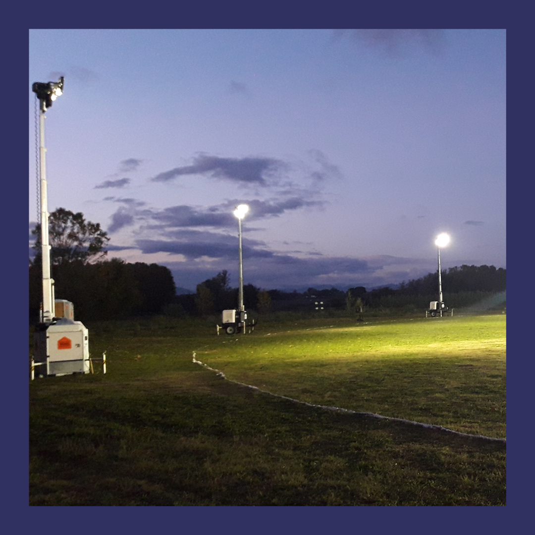 HomsRentals's tweet photo. Les nostres #torresiluminacio i #moduls donen llum i espai provisional de descans i avituallament per a la @EuropeanCricket Barcelona, celebrada de l’1 al 19 de novembre.
Necessites #llogarmoduls o #energia? T’assessorem! https://t.co/ixzYNgtXtz https://t.co/dXc2buQ0cN