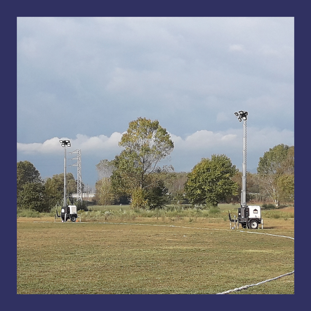 HomsRentals's tweet photo. Les nostres #torresiluminacio i #moduls donen llum i espai provisional de descans i avituallament per a la @EuropeanCricket Barcelona, celebrada de l’1 al 19 de novembre.
Necessites #llogarmoduls o #energia? T’assessorem! https://t.co/ixzYNgtXtz https://t.co/dXc2buQ0cN