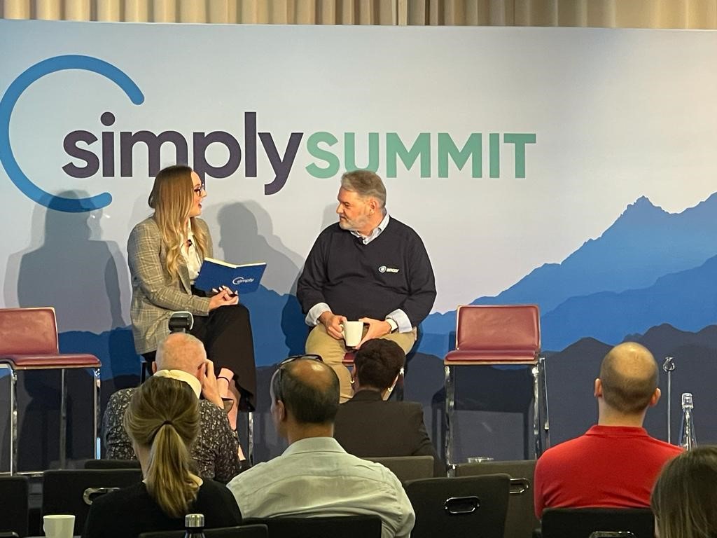 Firstup_io's tweet photo. It's the first day of @simplycomm's #SimplySUMMIT & EXP! Mark Hein from @amcorpackaging is speaking with our very own Tahni Morrison RIGHT NOW about why creating the right digital employee experience (#DEX) is crucial to your companyโs success. Tune in: https://t.co/qdIum4igvU https://t.co/dypa4Mcljb
