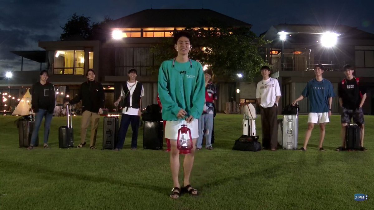 Talonpole's tweet photo. off jumpol as your lowkey bgc boy
#GMMTVSafeHouseSS2D1
#GMMTVSafeHouseSS2 https://t.co/UlIqy9Ys87