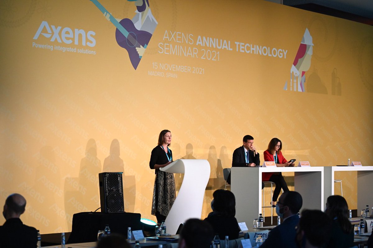 AxensGroup's tweet photo. 🔴 Live from #AxensEvents | Time for take off 🛫😉! Let's focus on #SustainableAviationFuel with 👩‍💼 Madeleine Mitschler, Technologist - Renewables! 
Learn more about our #RenewableJet #RenewableDiesel: https://t.co/sQgo3n6tCF https://t.co/vUKkbZZm05