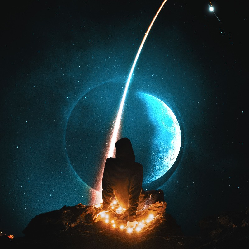 cryptocom's tweet photo. Himanshu Arya is an up-and-coming digital artist who defines his style as abstractionism. 

His 4-pieces drop "Universe Within" is a mind-bending exploration of the expansive possibilities of our consciousness. 

Create an account to explore the collection now!
