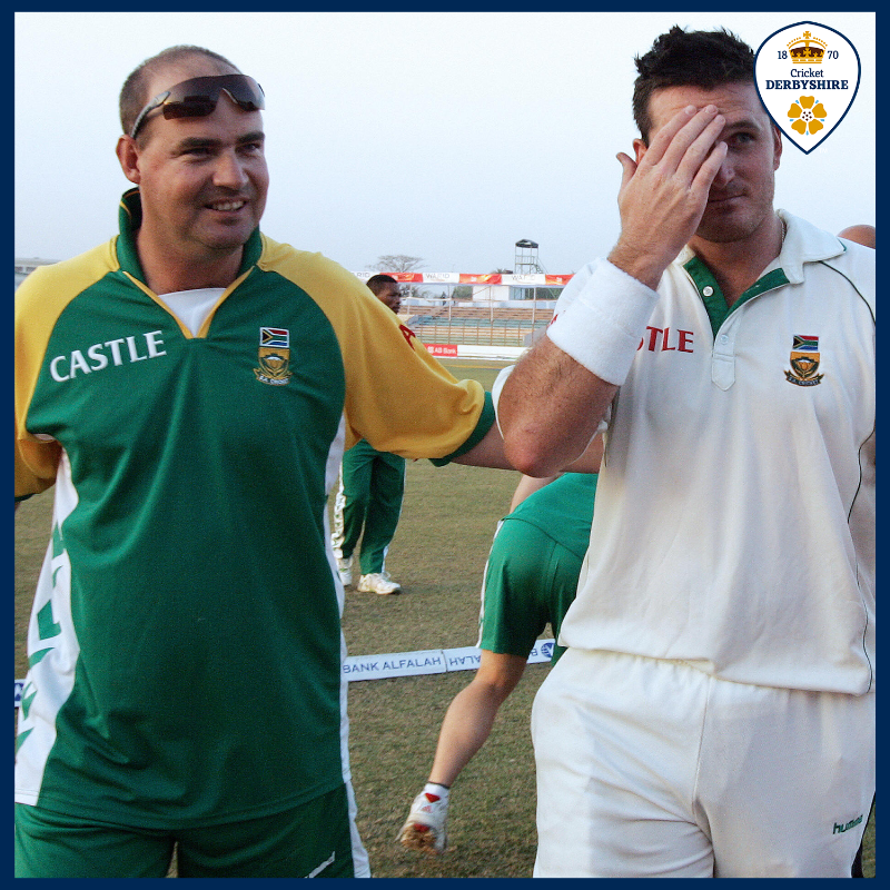 DerbyshireCCC's tweet photo. 🇿🇦 ➡ 🇦🇺 ➡ 🇵🇰 ➡ 🇱🇰 

An internationally renowned coach with a history of success 🏆💪

#WelcomeMickey
#OneClubOurCounty https://t.co/DXr35evc0n